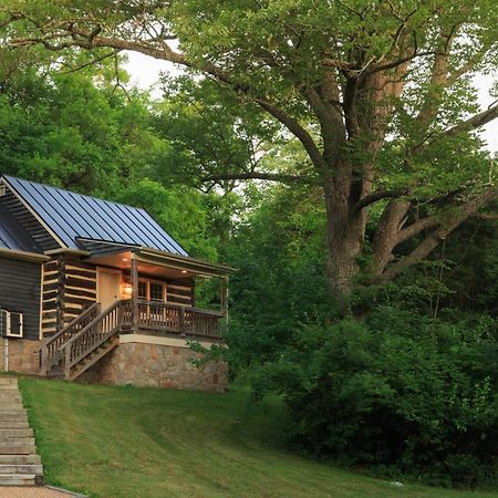 Inn And Cabins At Vaucluse Spring Stephens City Exteriör bild